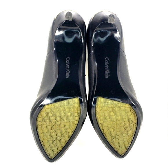 Calvin Klein Jalana Black Leather, Pointy Toe, Shooties. Women's Size 10M - Picture 11 of 13